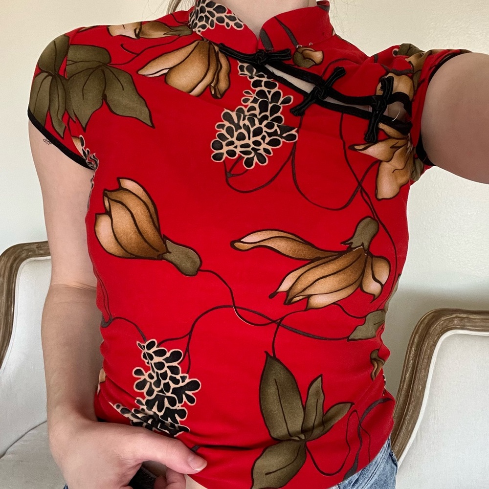 Early 2000s cutout top